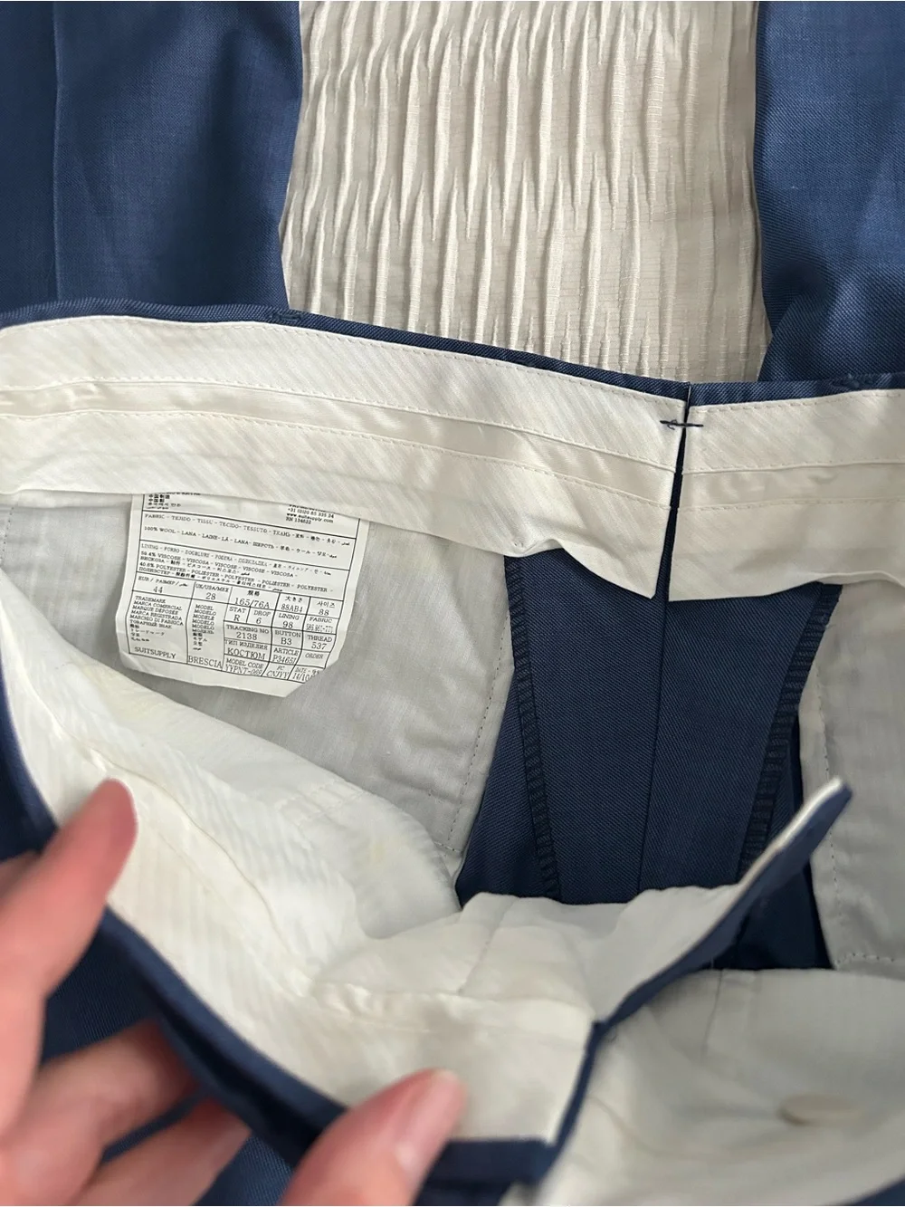 Suitsupply lightweight nylon